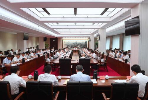 浙江省委常委会召开会议：扛起稳定宏观经济责任...